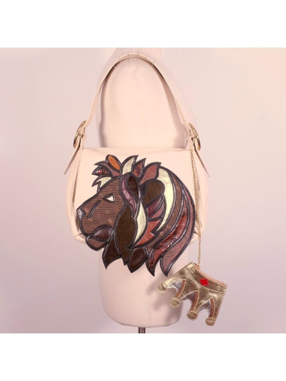 ETRO shoulder bag leather ivory lion head w/ gold wallet patchwork